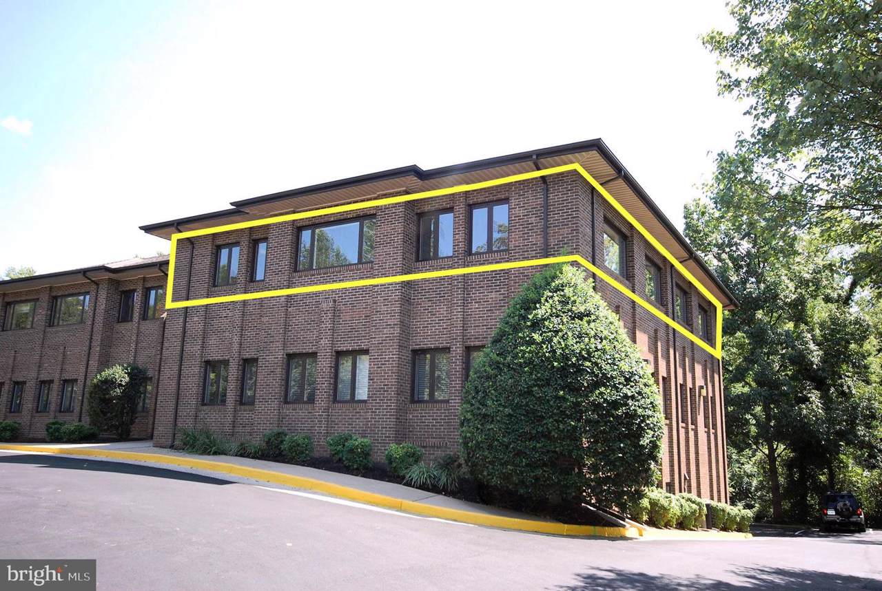 3905 Railroad Avenue - Photo 1