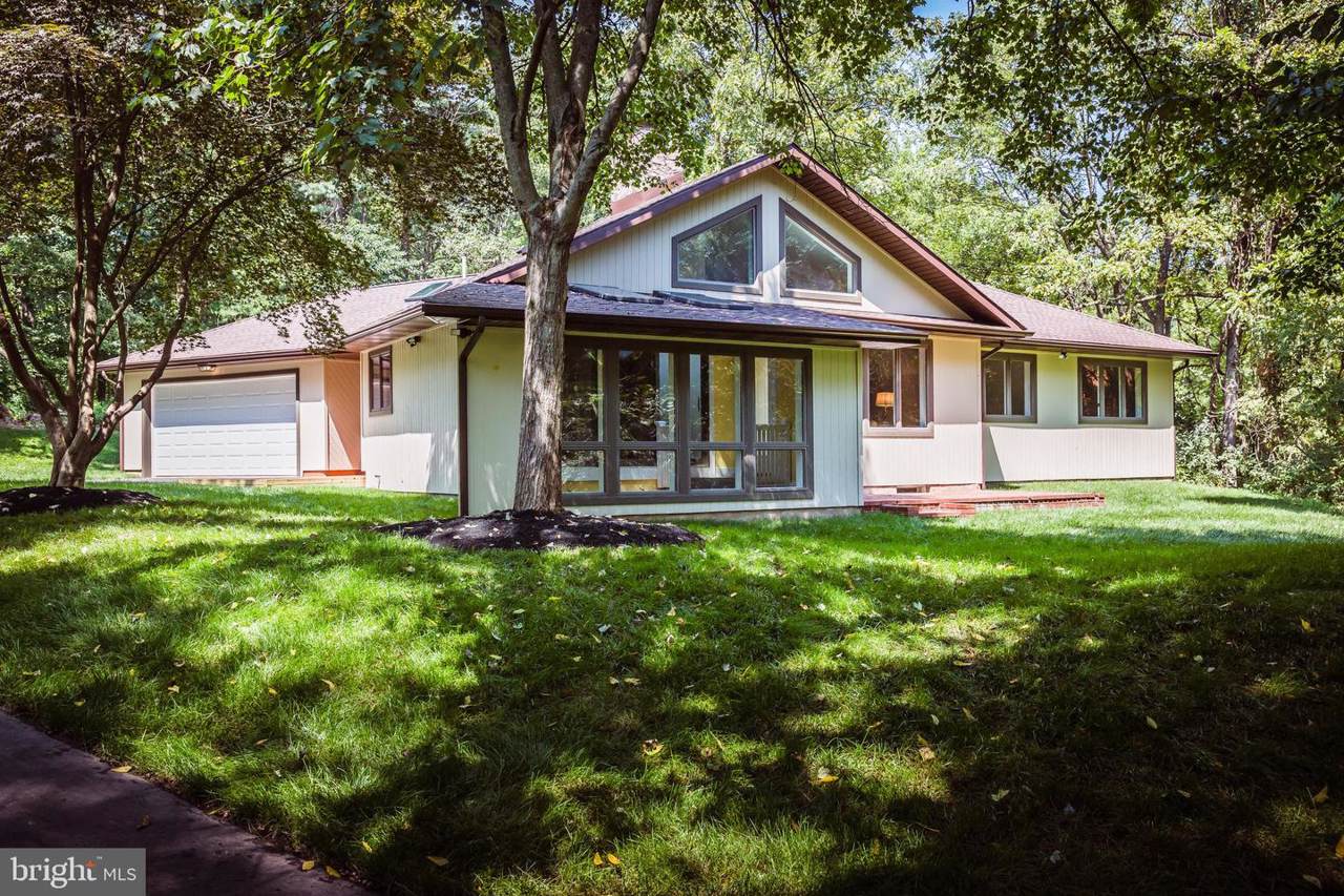 6237 Lower Mountain Road - Photo 1