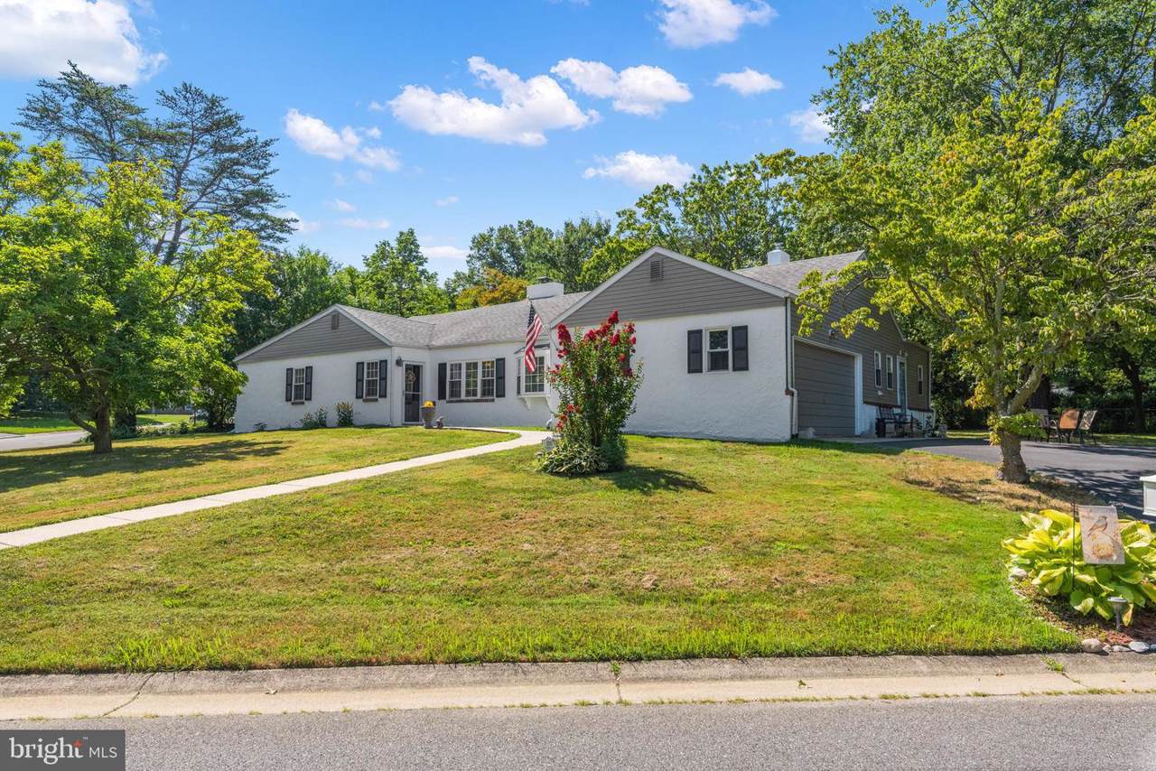 100 Nevada Avenue - Photo 1