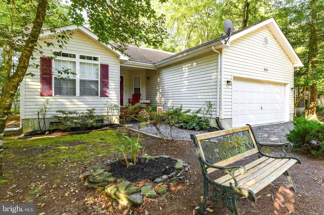 717 Ocean Parkway - Photo 1