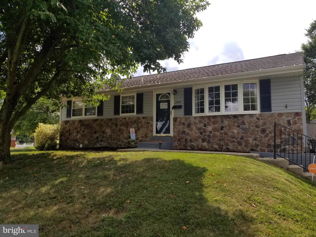 2201 Inman Drive - Photo 1