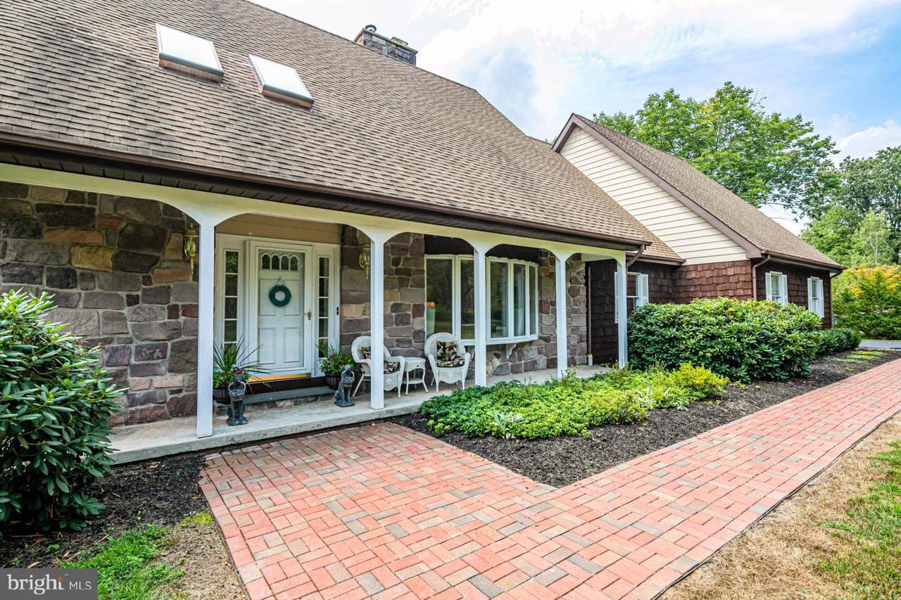 12 Bayberry Road - Photo 1