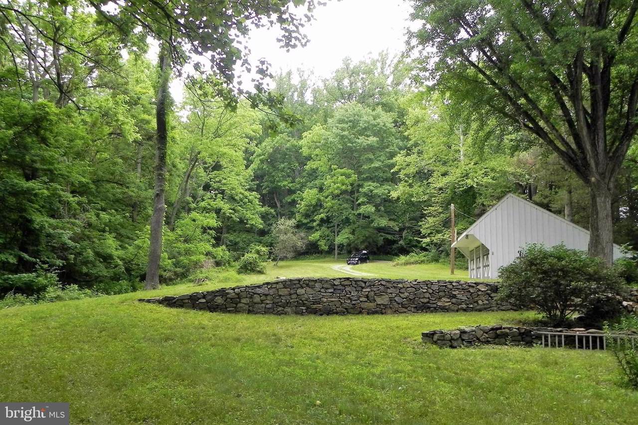 958 Plumsock Road - Photo 1