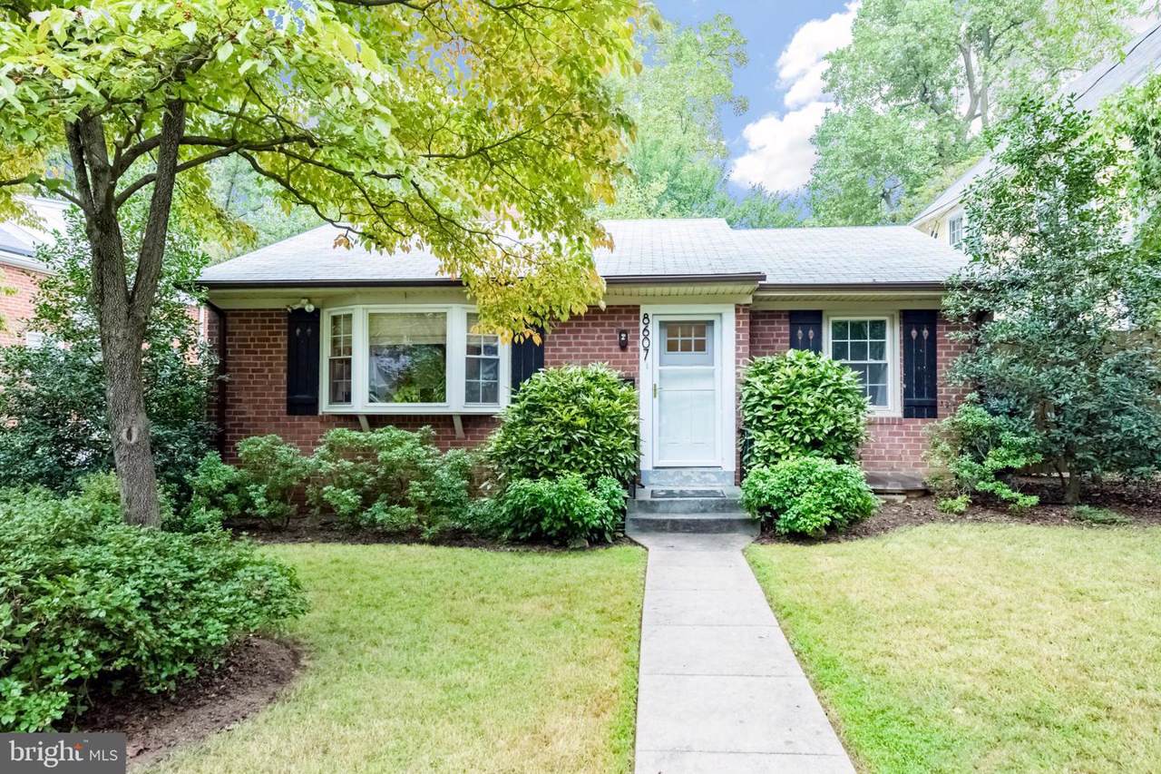 8607 Mayfair Place - Photo 1