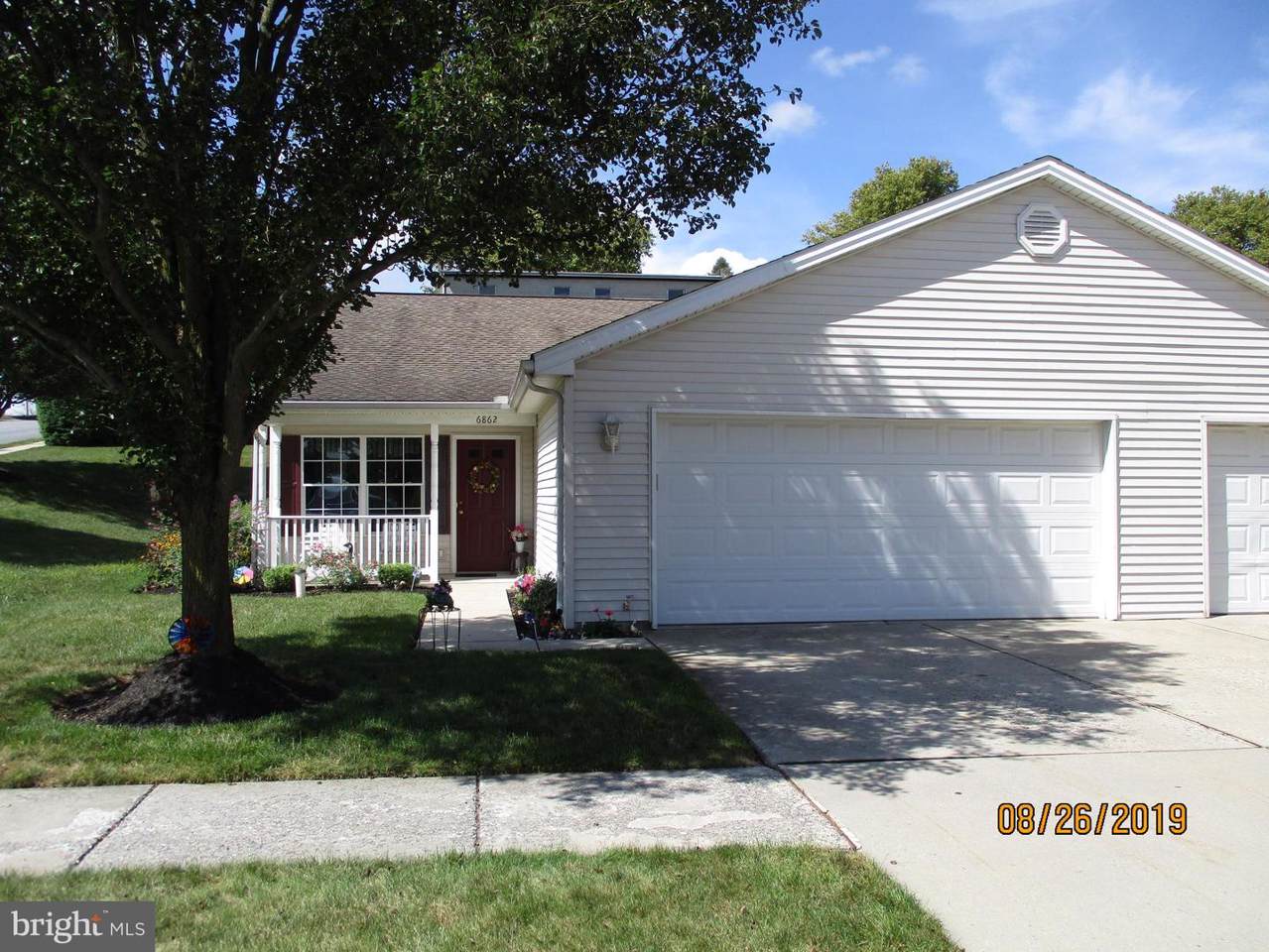 6862 Seneca Ridge Drive - Photo 1