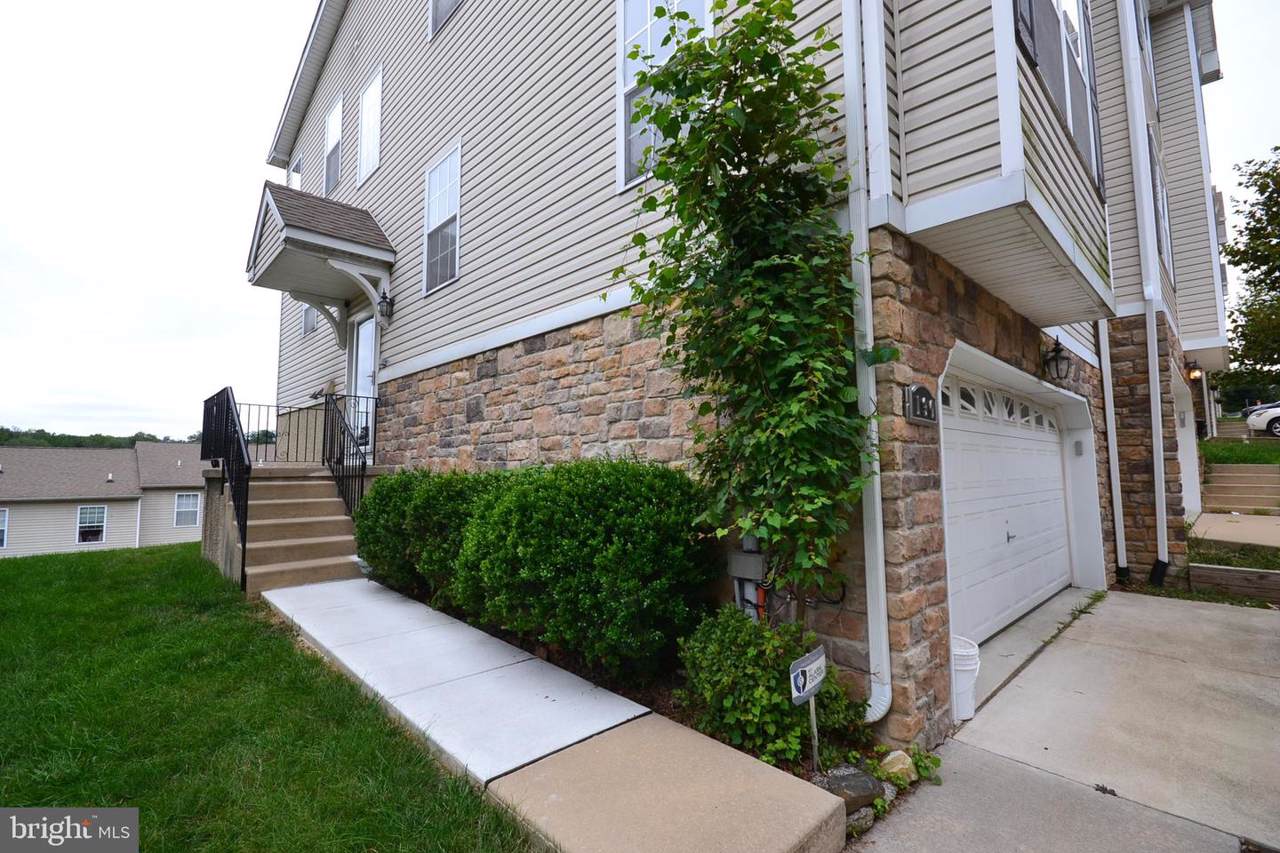 190 Wilde Avenue - Photo 1