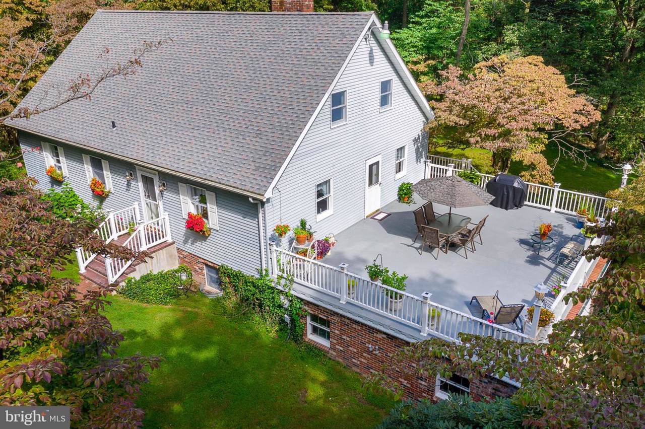 1927 Hill Road - Photo 1