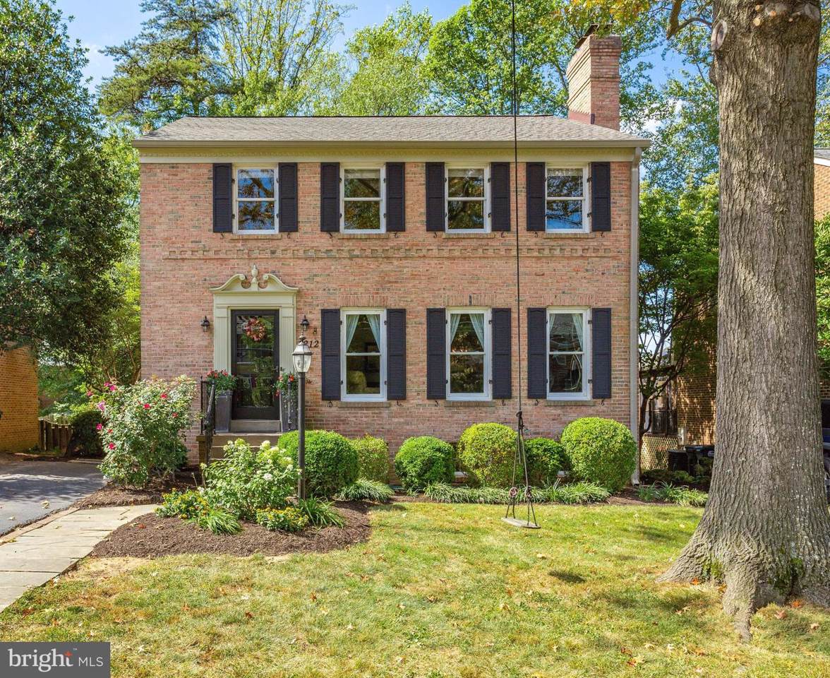 1212 Pine Hill Road - Photo 1
