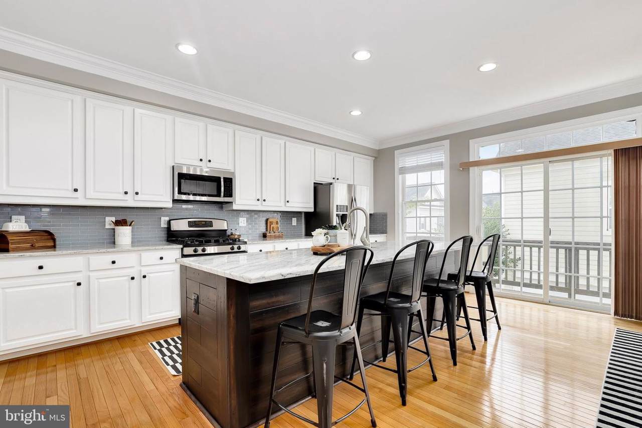 721 Vestal Street - Photo 1