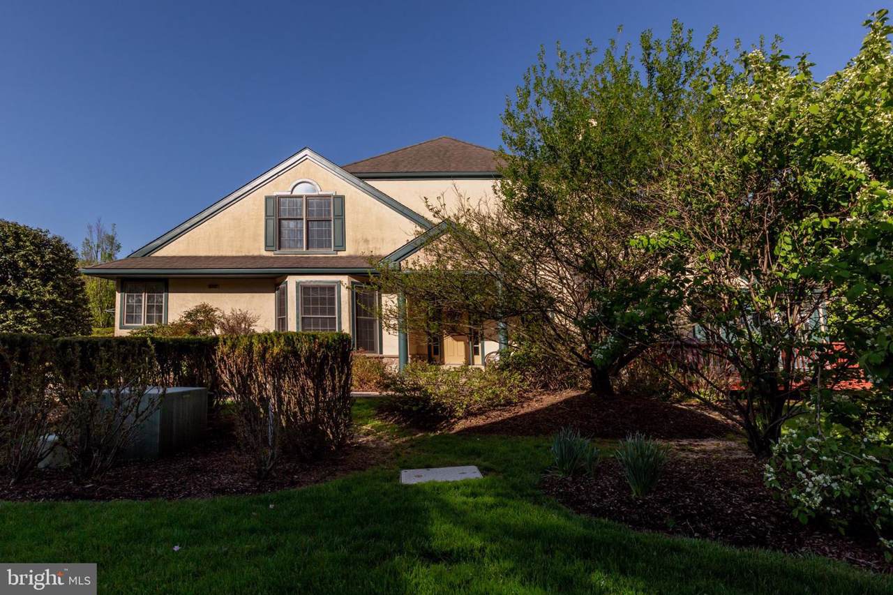 1574 Vassar Court - Photo 1