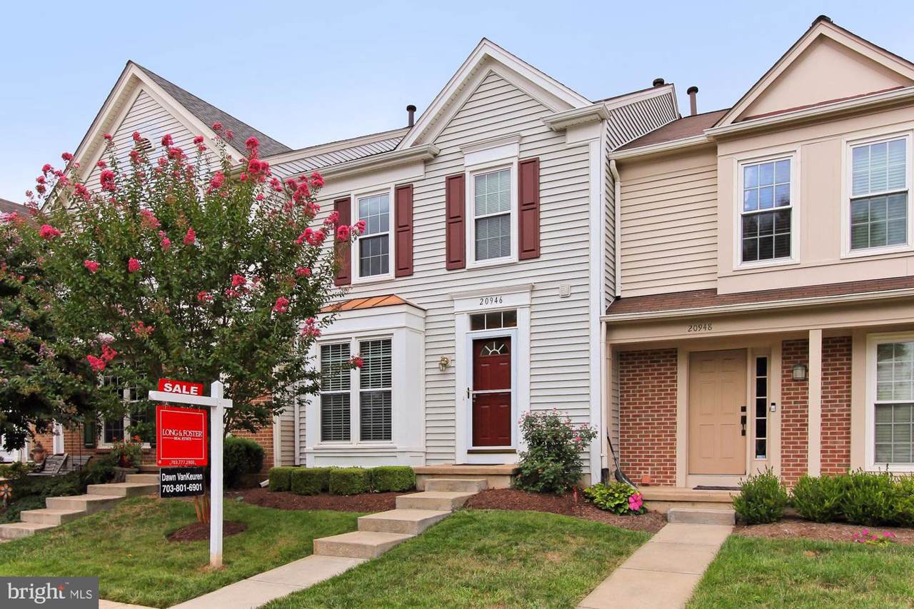 20946 Tobacco Square - Photo 1