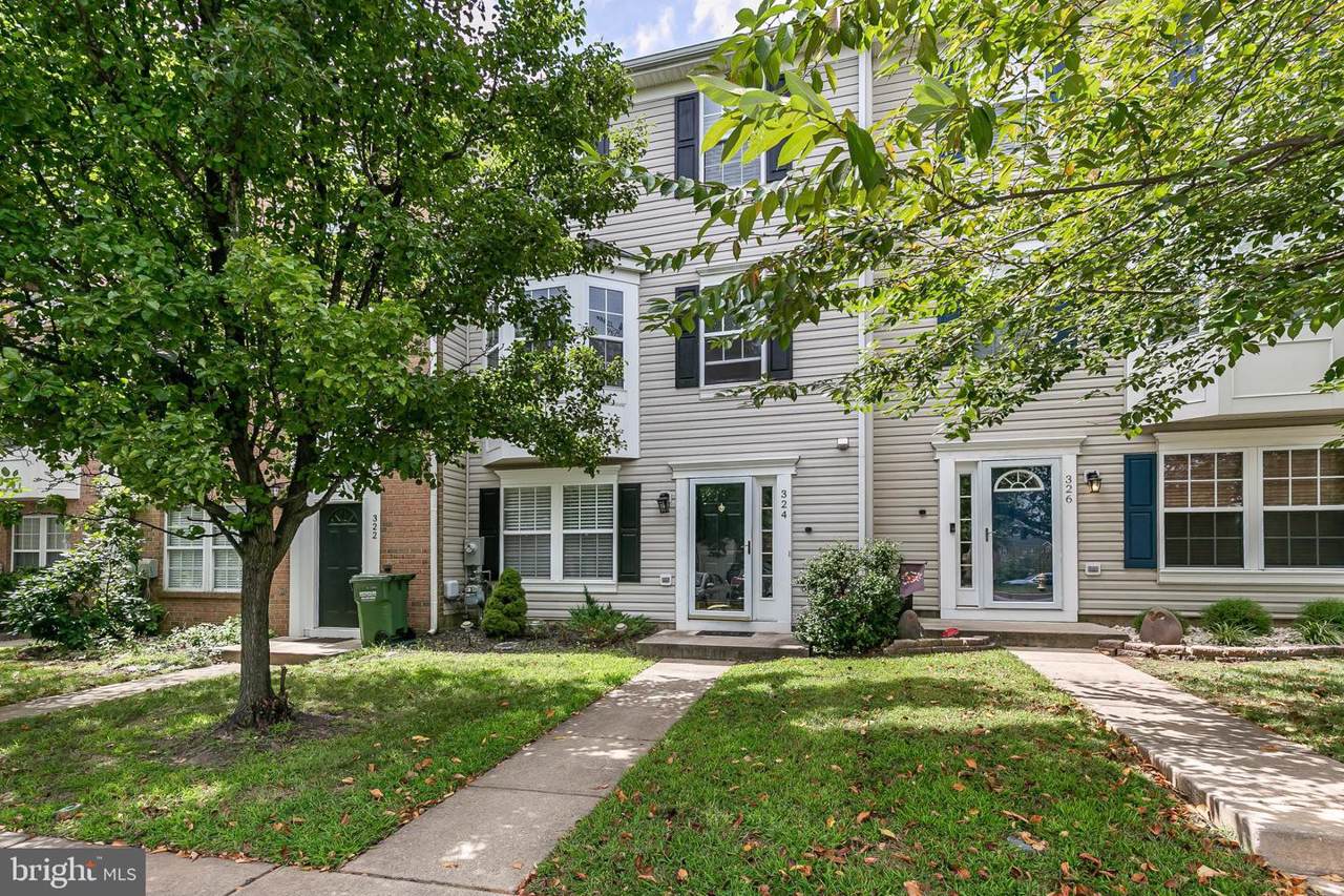 324 Esther Drive - Photo 1