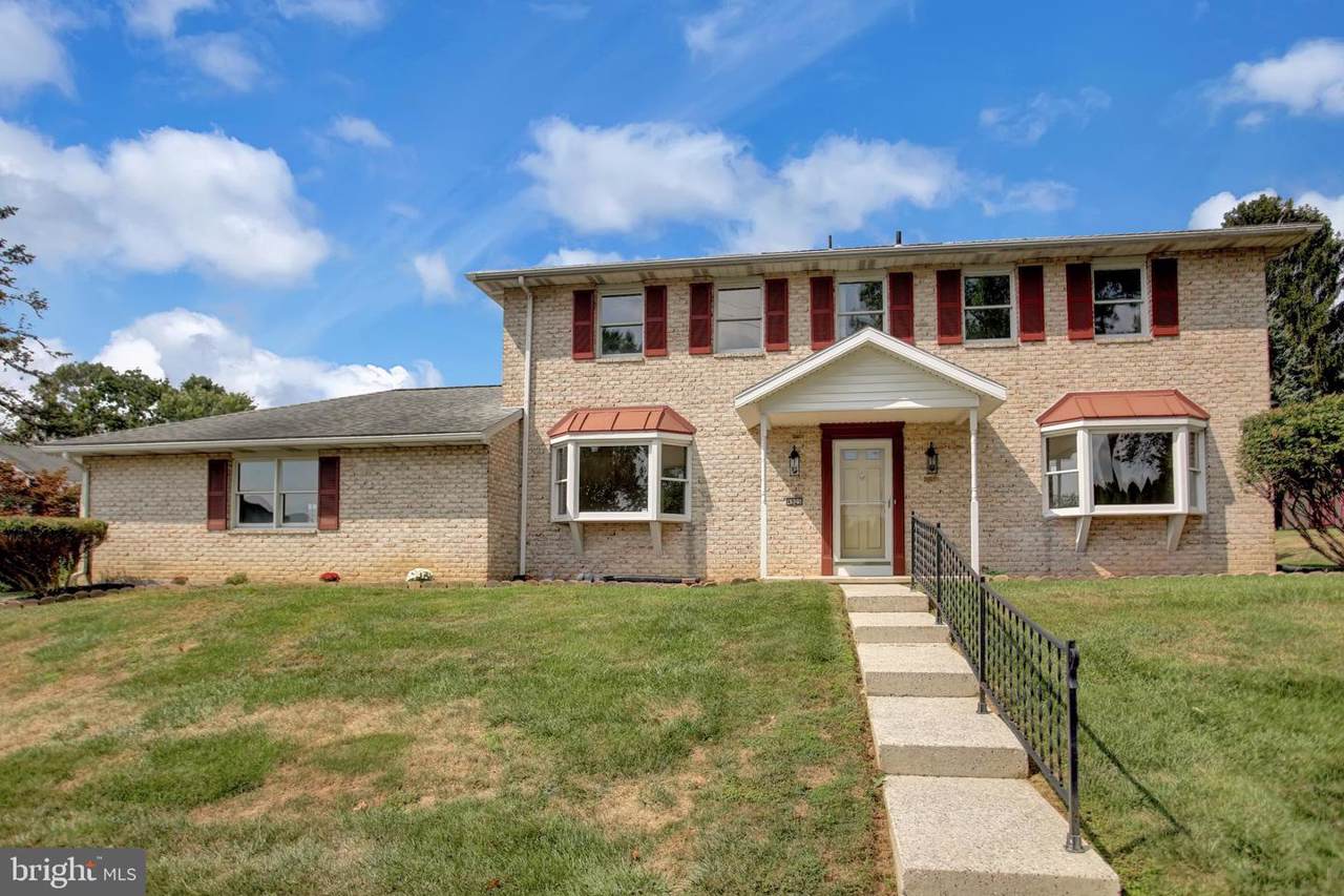 4925 Shasta Way - Photo 1