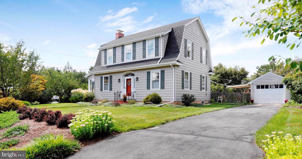 1701 Wilson Avenue - Photo 1