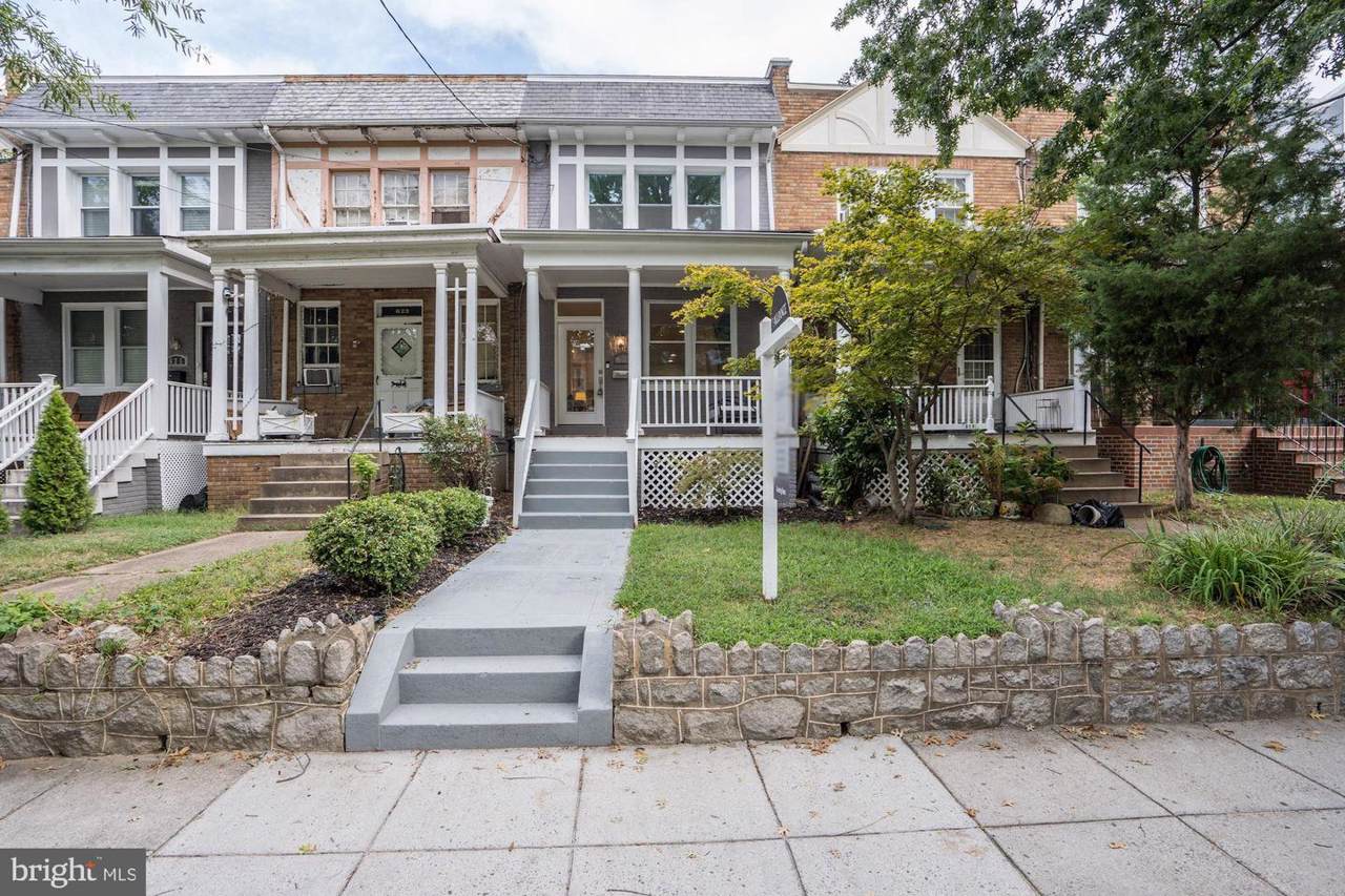 621 Hamilton Street - Photo 1