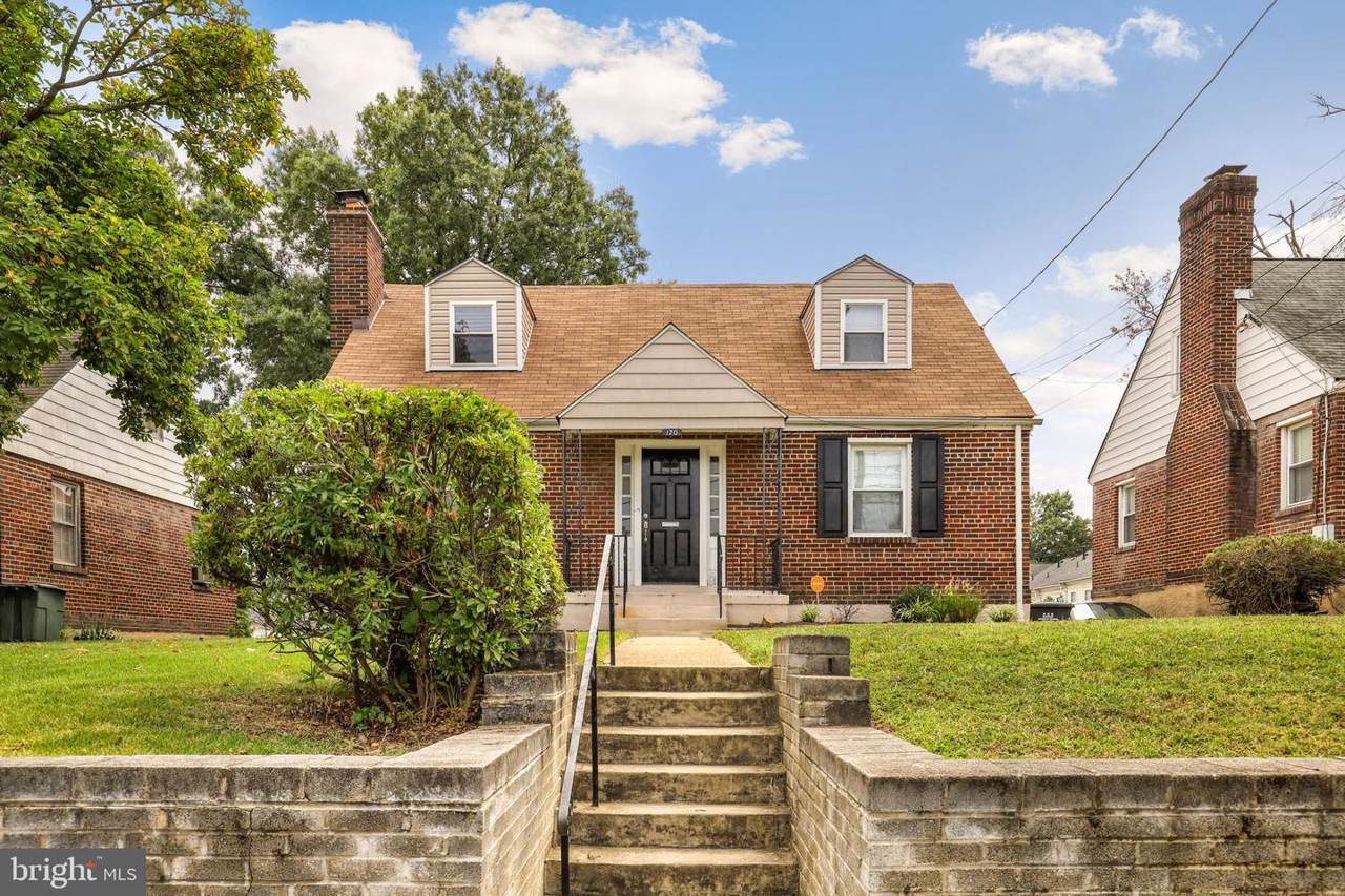 170 Chesapeake Street - Photo 1