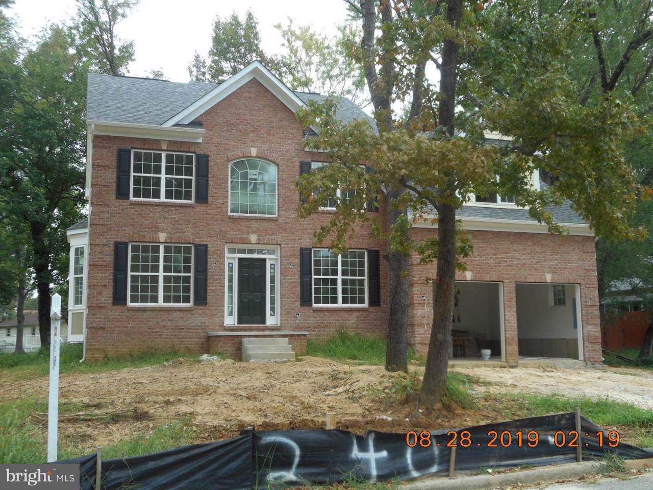 240 Inverness Lane - Photo 1
