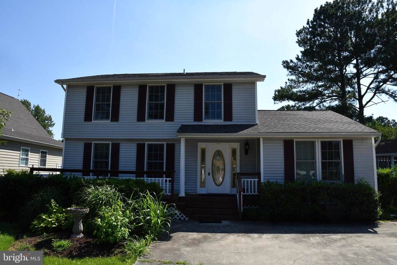 417 Ocean Parkway - Photo 1