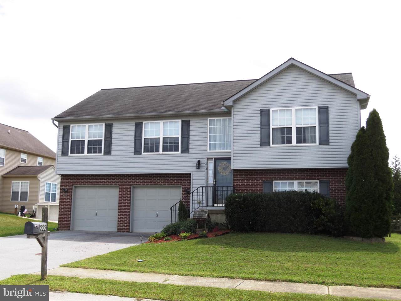 222 Huntington Drive - Photo 1