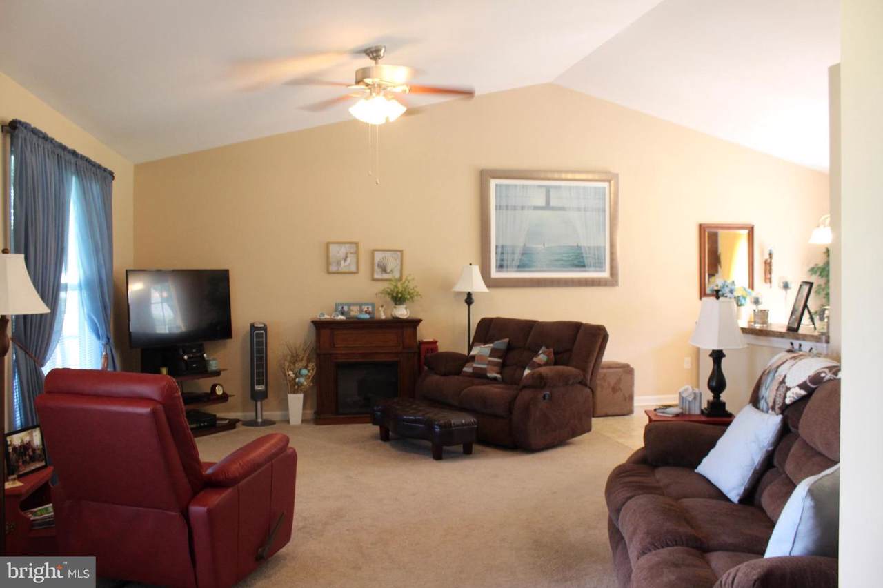 262 Richmond Road - Photo 1