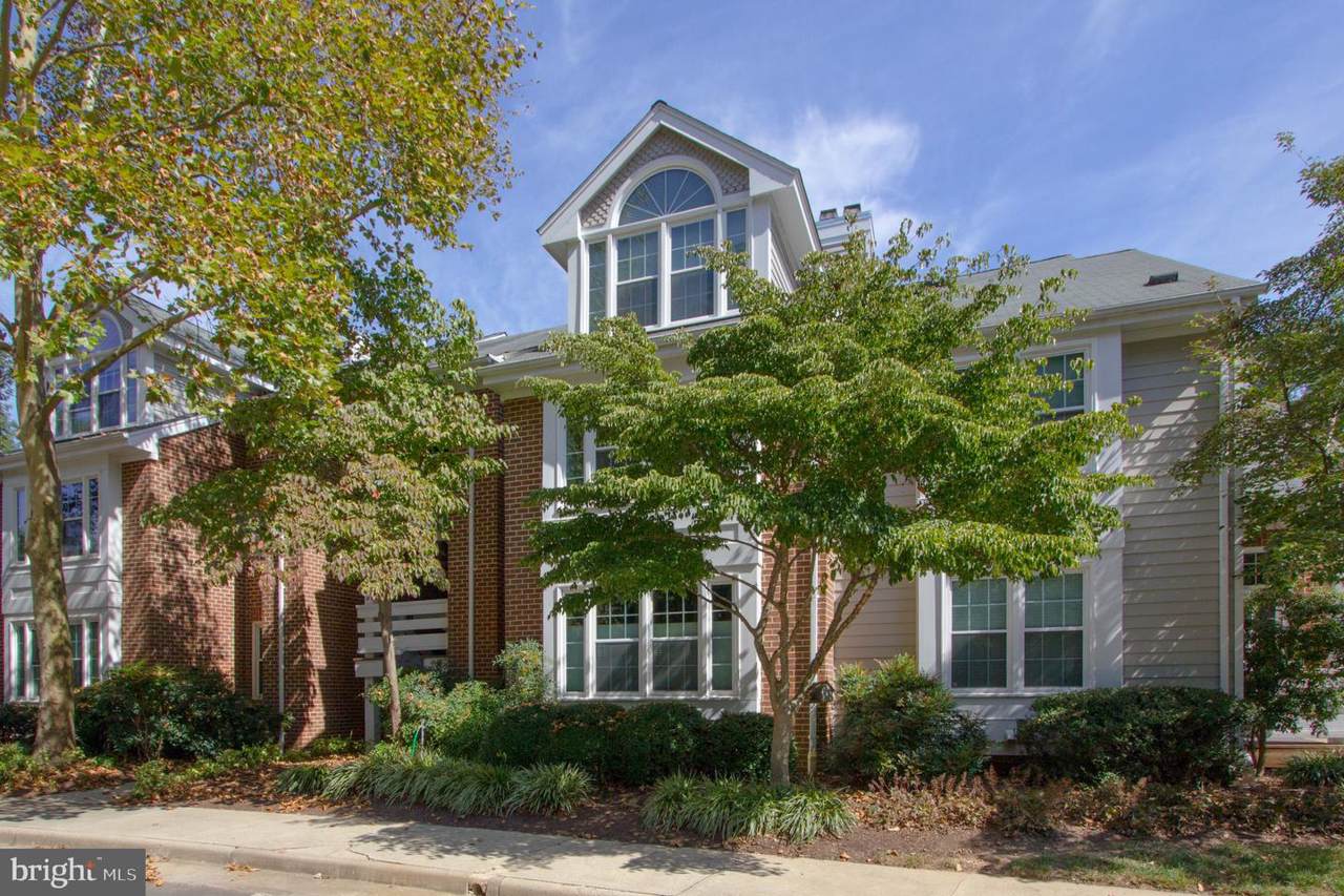 11194 Beaver Trail Court - Photo 1