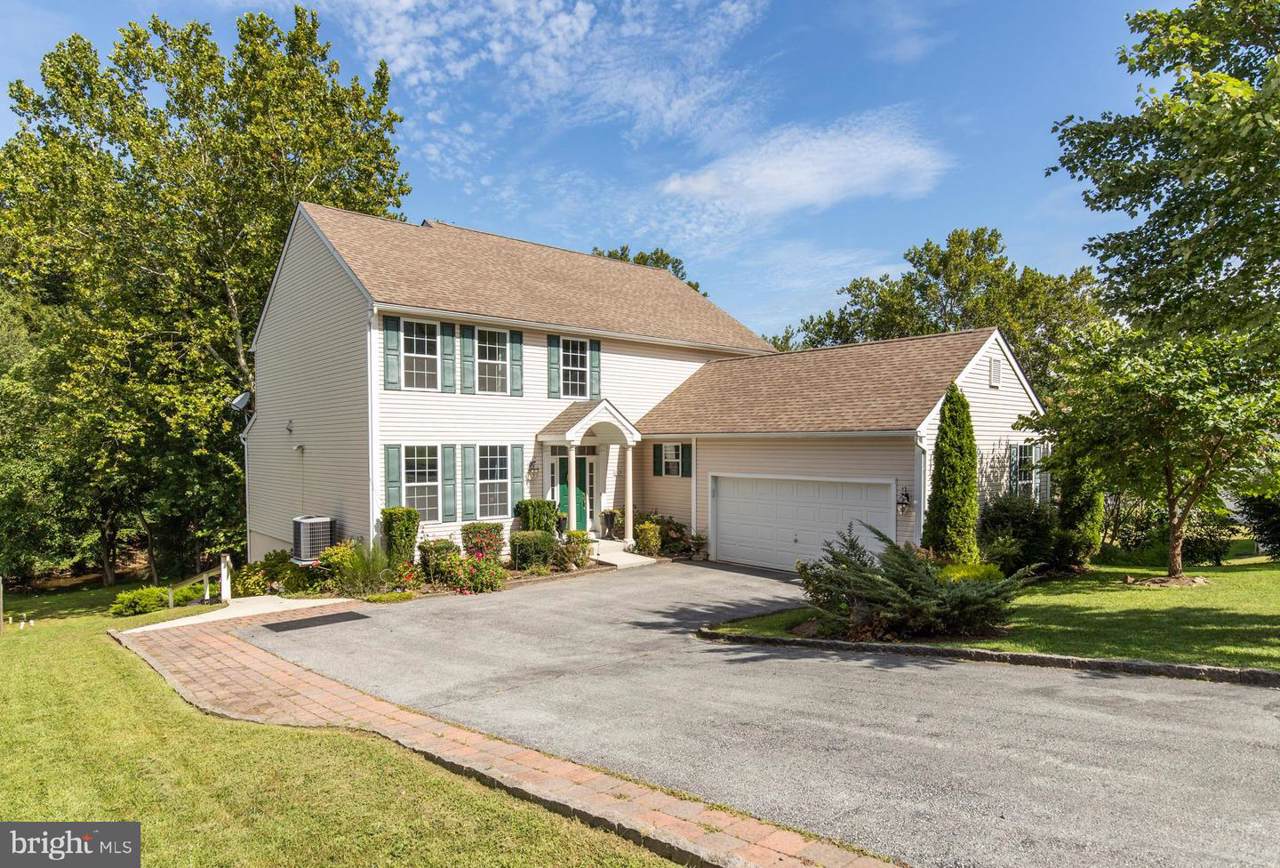 809 Maple Lane - Photo 1