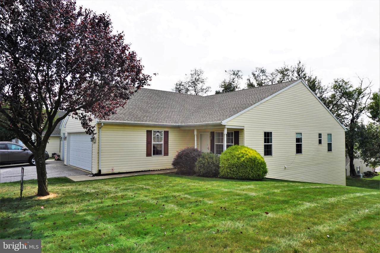 142 Furlong Way - Photo 1