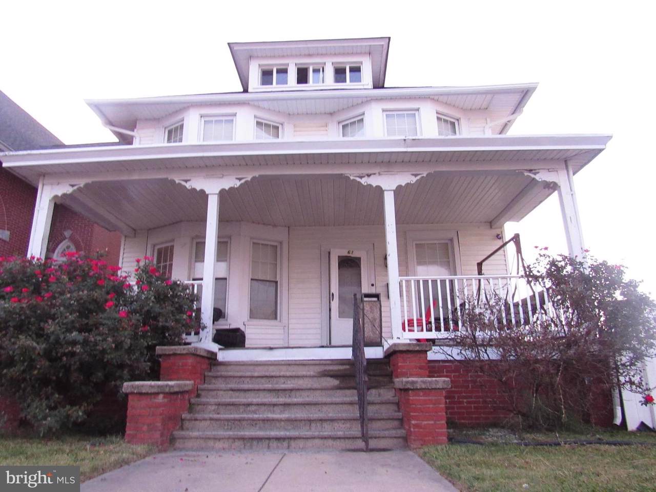 61 Commerce Street - Photo 1