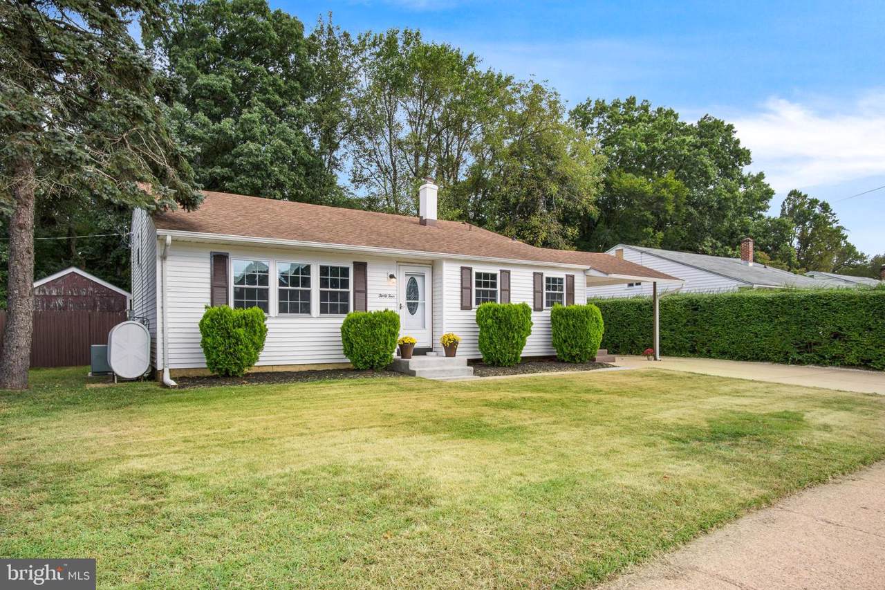 34 Stephen Drive - Photo 1
