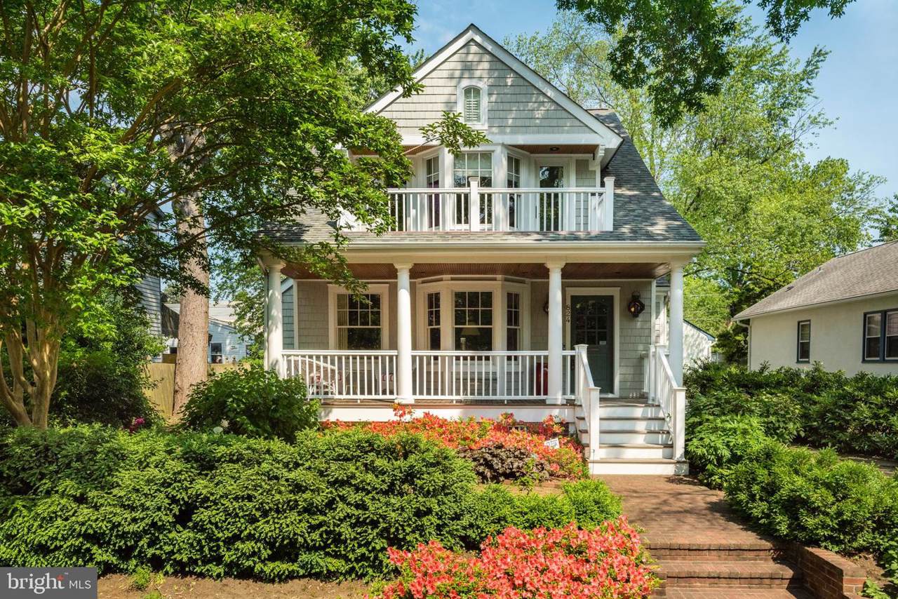 824 Chester Avenue - Photo 1