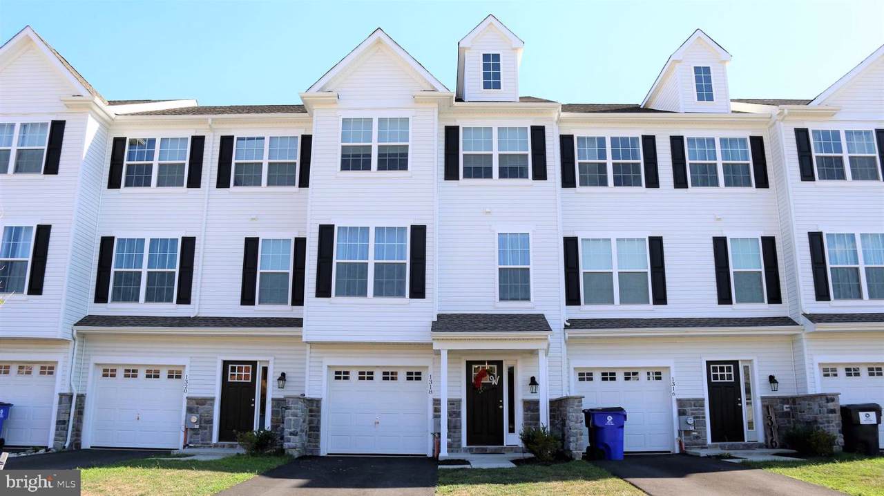 1318 Carrick Court - Photo 1