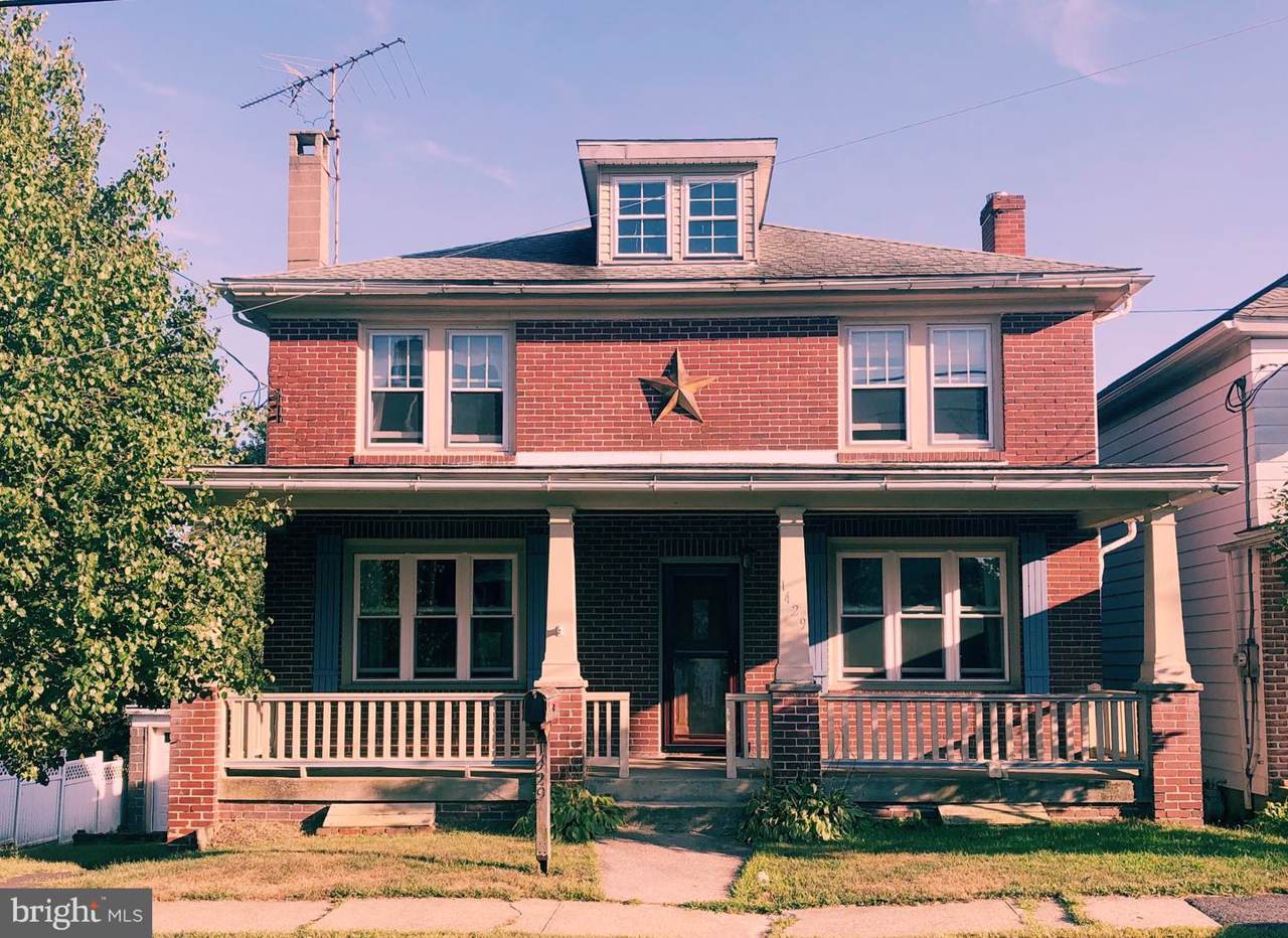 1429 Mount Hope Avenue - Photo 1