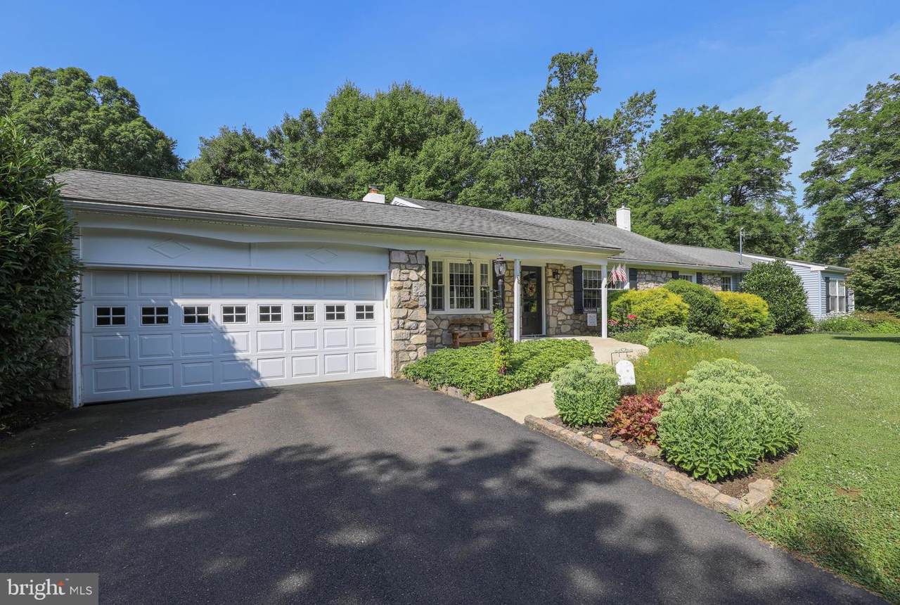 66 Oak Leaf Lane - Photo 1