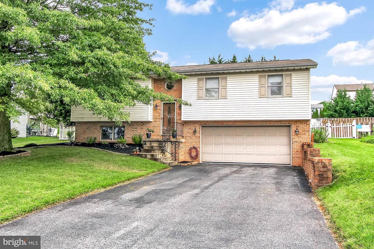 222 Lartry Drive - Photo 1