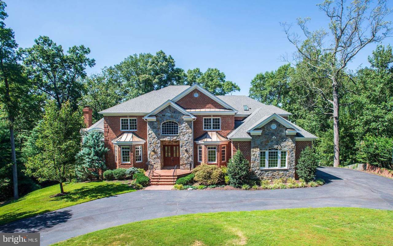 8710 Overlook Road - Photo 1