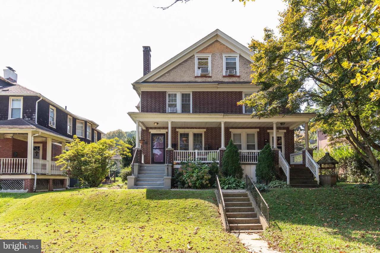 1110 Stirling Street - Photo 1