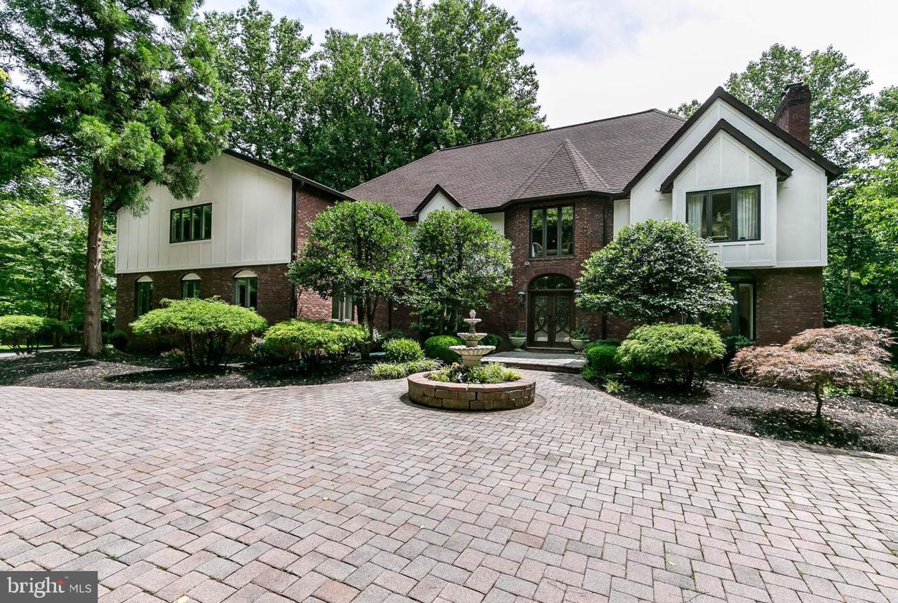 25 Highfield Court - Photo 1