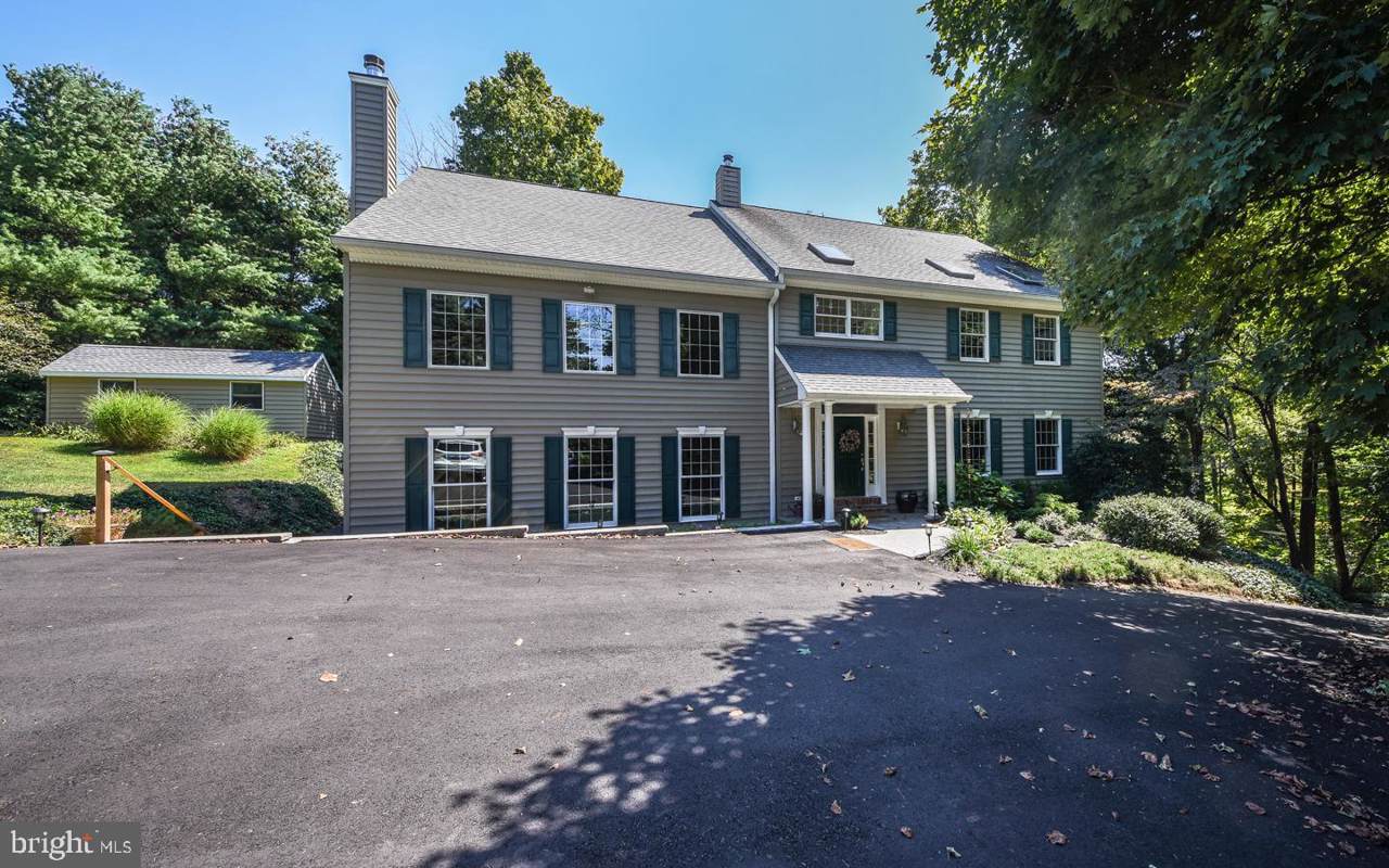 1045 Cedar Lane - Photo 1