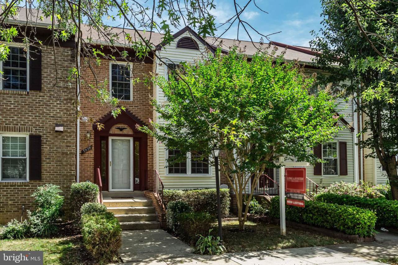 5939 Heatherwood Court - Photo 1