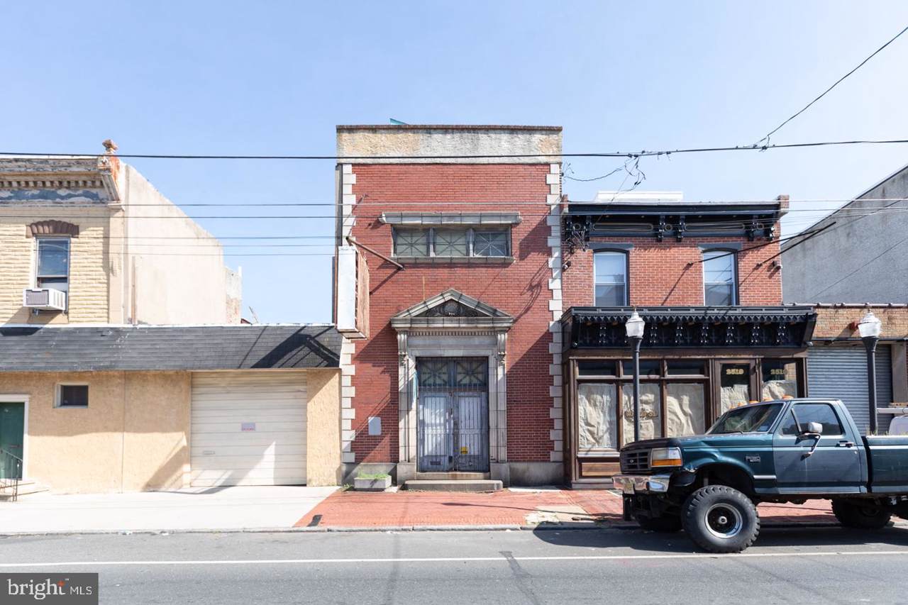 2521 Frankford Avenue - Photo 1