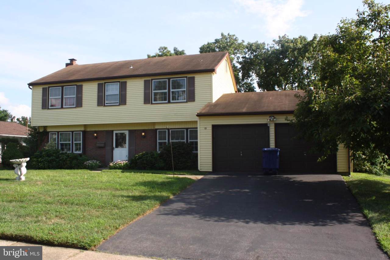 19 Ebbtide Lane - Photo 1