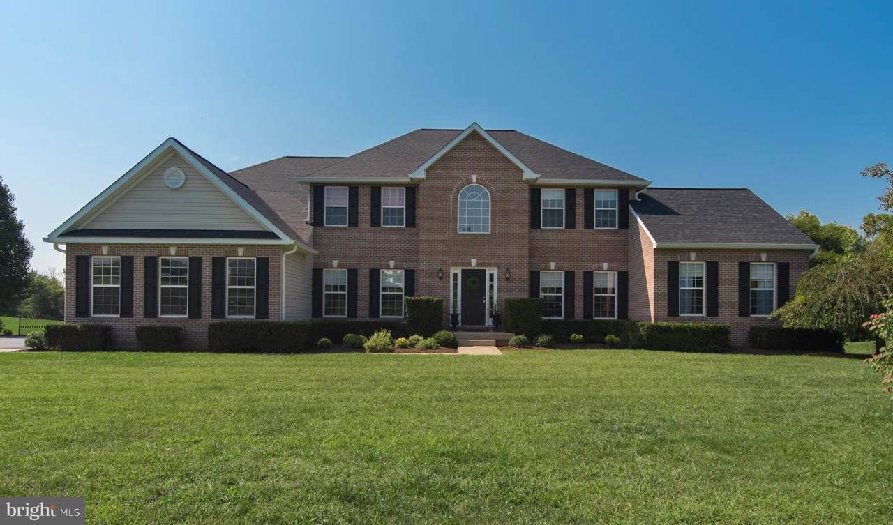 4 Spruce Hill - Photo 1
