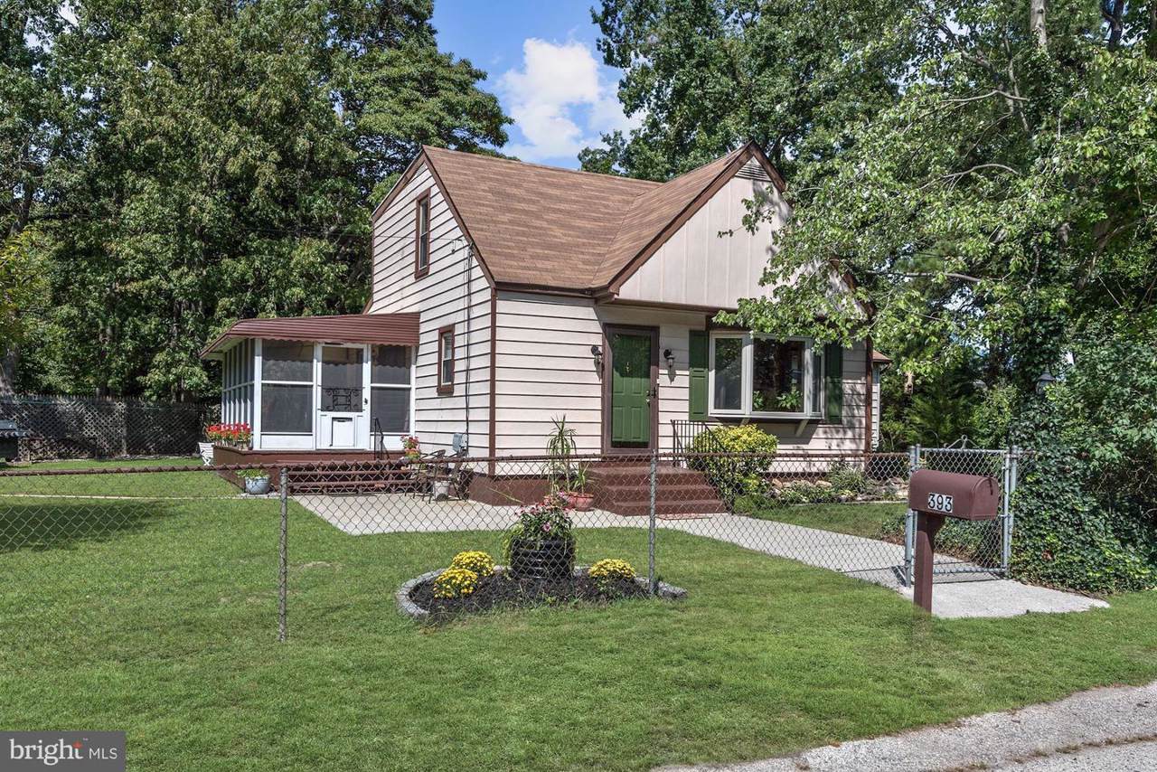 393 Katherine Avenue - Photo 1