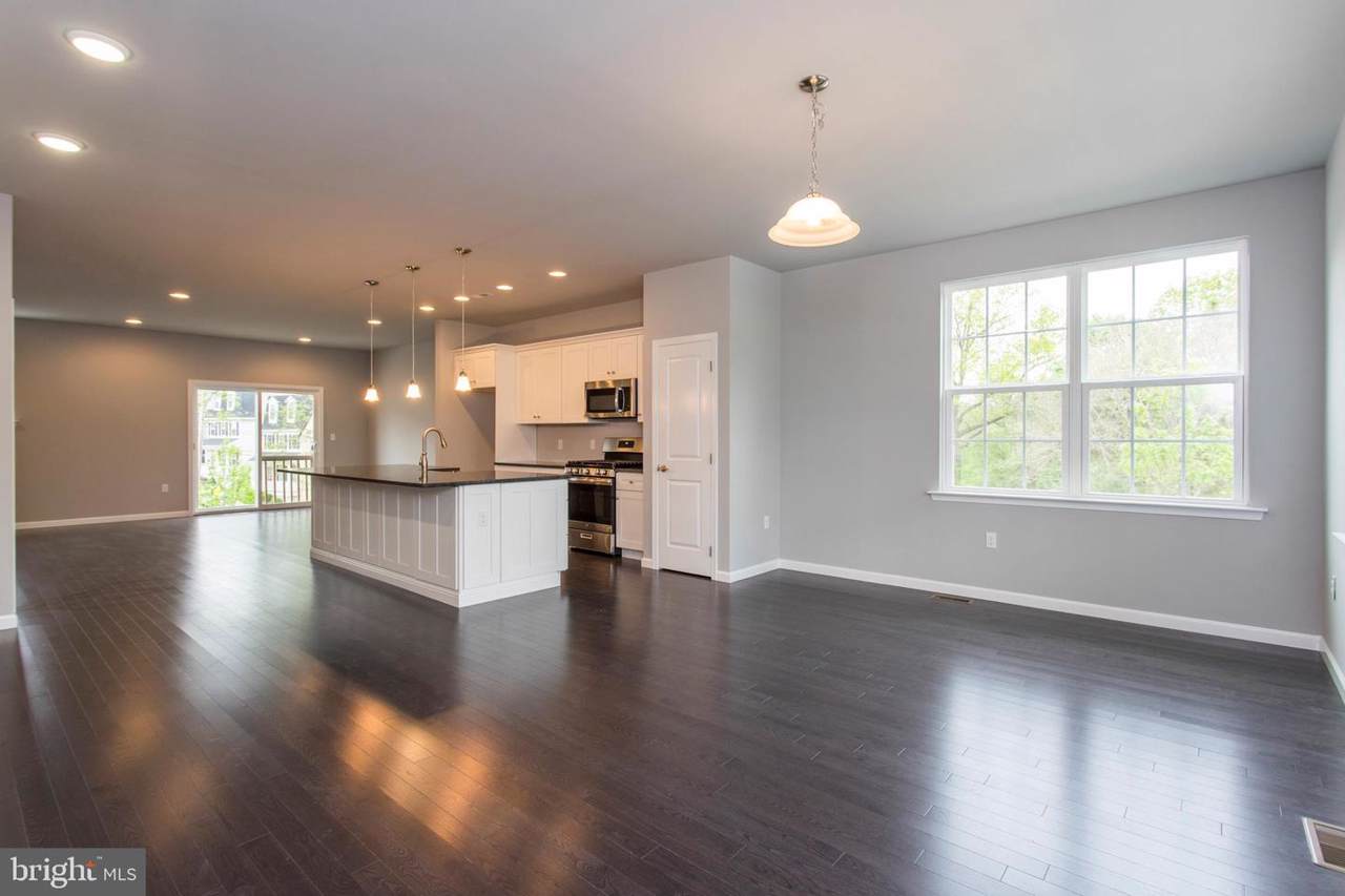 29 Richards Lane - Photo 1