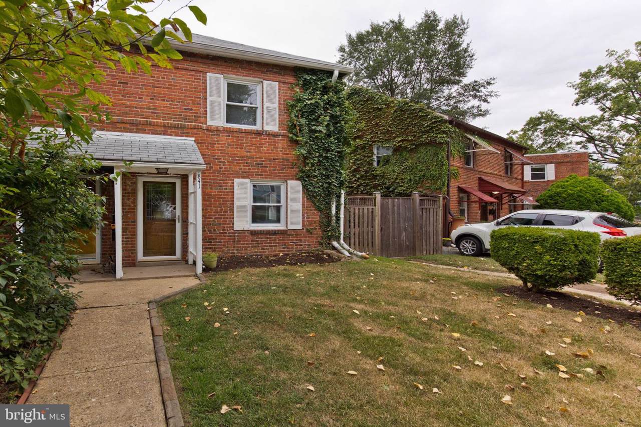841 Irving Street - Photo 1