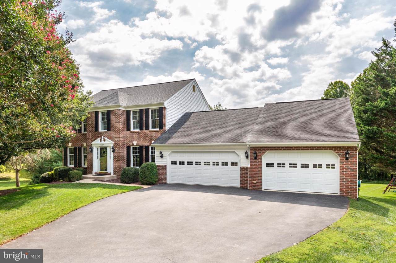 5388 Thames Court - Photo 1
