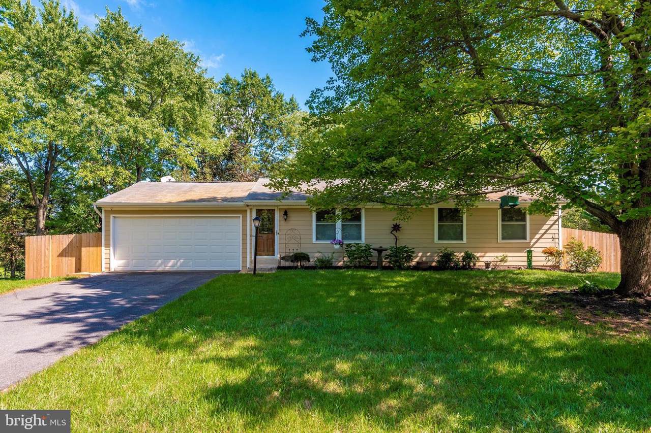 17625 Collier Circle - Photo 1