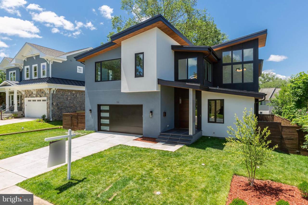 701 Ware Street - Photo 1