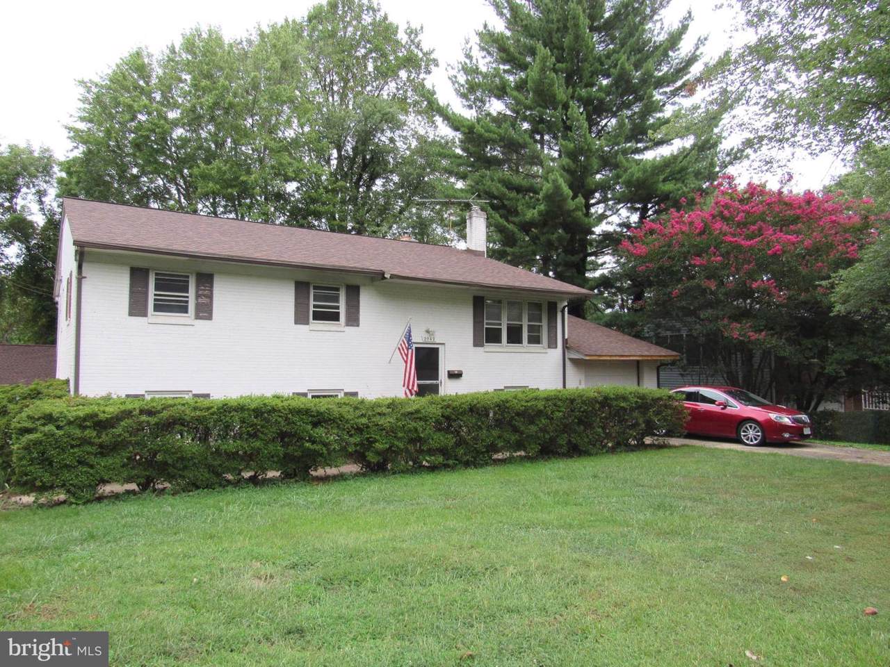 2042 Greenwich Street - Photo 1