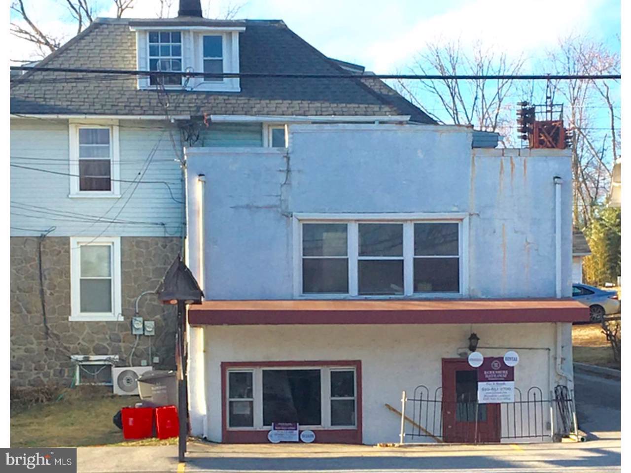 1043 Lancaster Avenue - Photo 1